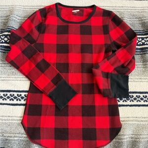 Old Navy Women’s Red and Black Plaid Long Sleeve Pajama Shirt Size Medium